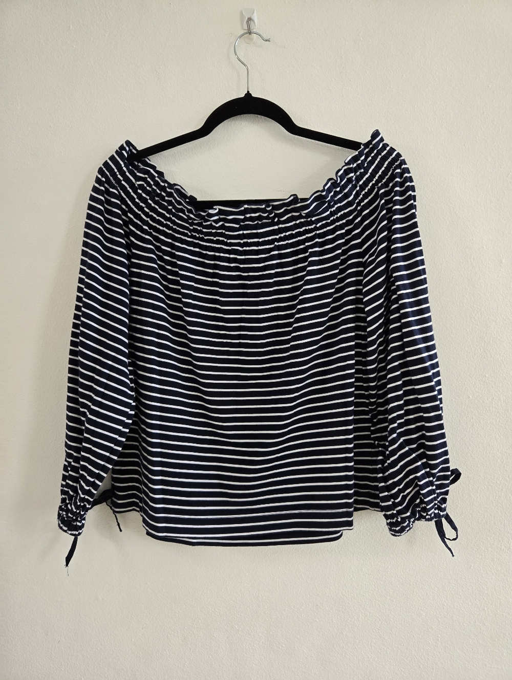 Banana Republic Striped Off-Shoulder Peasant Nautical Top - Navy/White Size M